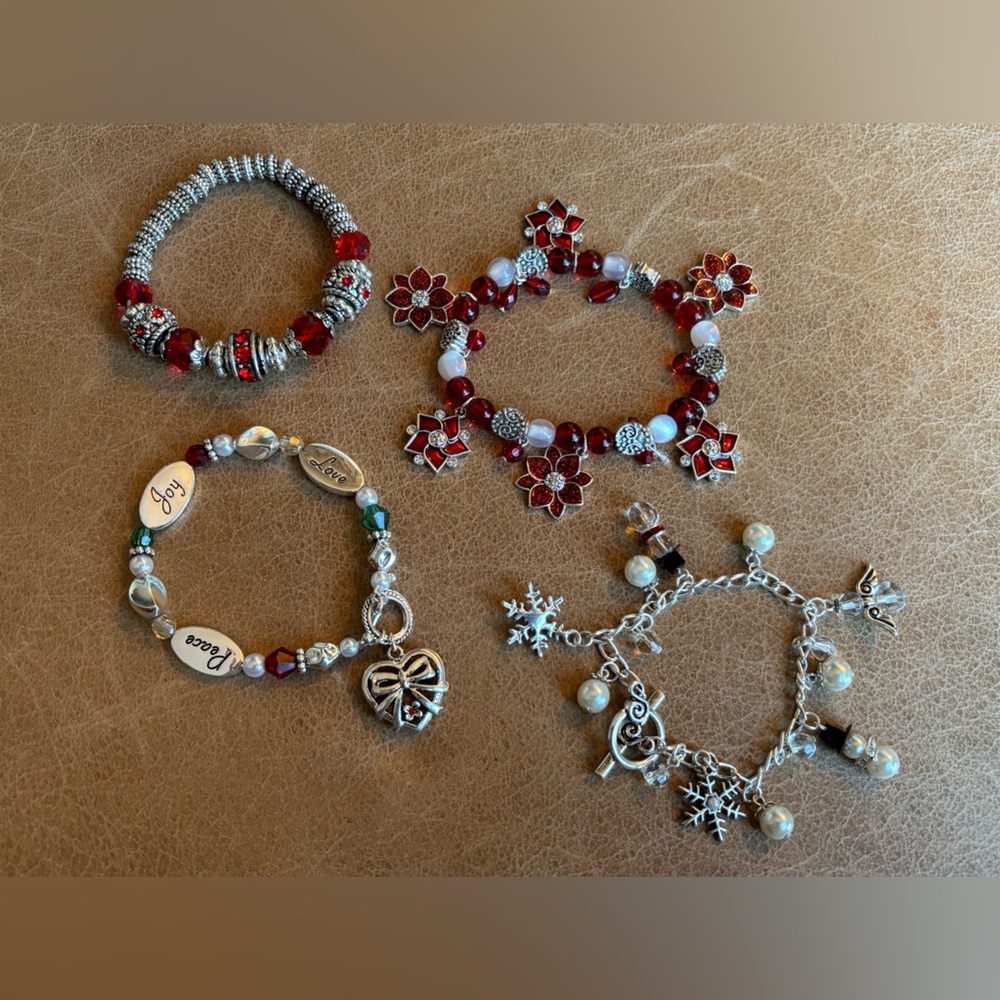 Women’s Holiday Charm Bracelet Set of 4